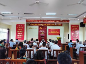 Phường Cao Xanh tổ chức lễ trao Huy hiệu Đảng đợt 07/11/2023