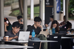 Việt Nam cần chiến lược gì để từng bước làm chủ công nghệ AI?