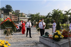 Lãnh đạo tỉnh, thành phố dâng hương tưởng niệm các anh hùng liệt sỹ và đồng chí Vũ Văn Hiếu